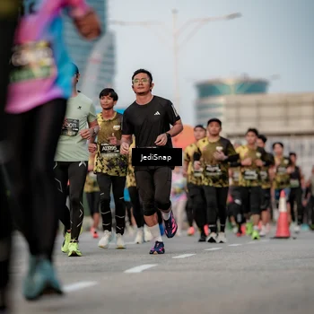 Runner Photo 6709184