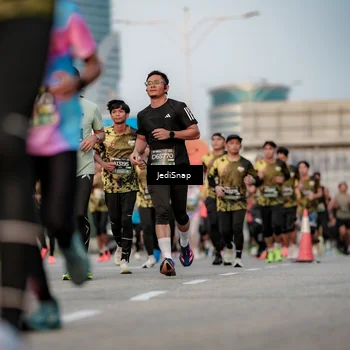 Runner Photo 6709188
