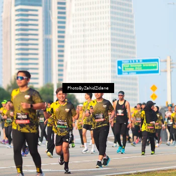 Runner Photo 6709211