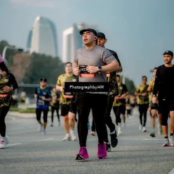 Runner Photo 6709213