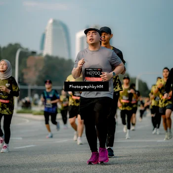 Runner Photo 6709215
