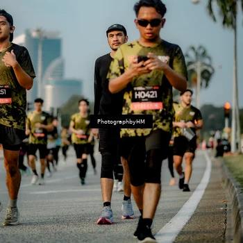 Runner Photo 6709221