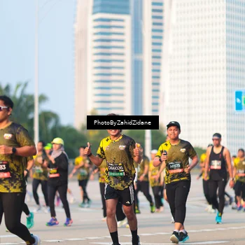 Runner Photo 6709223