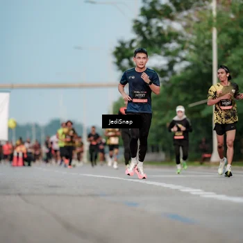 Runner Photo 6709229