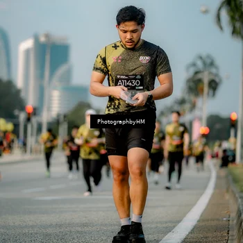 Runner Photo 6709240