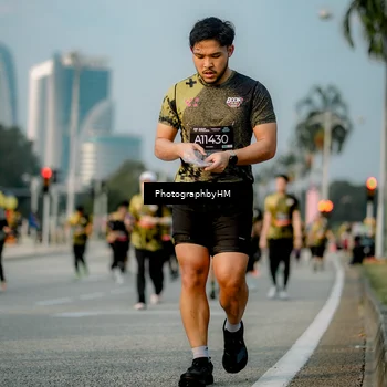 Runner Photo 6709244