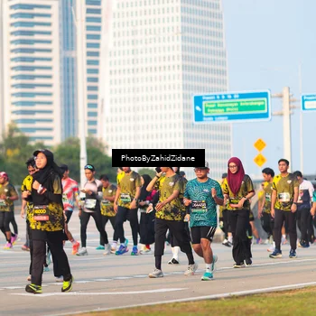Runner Photo 6709286