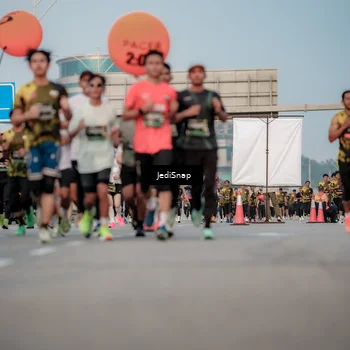 Runner Photo 6709289