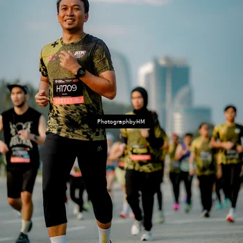 Runner Photo 6709290