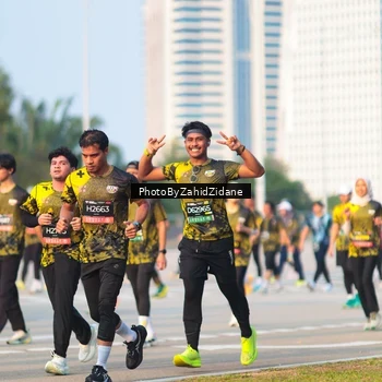 Runner Photo 6709300