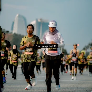 Runner Photo 6709304