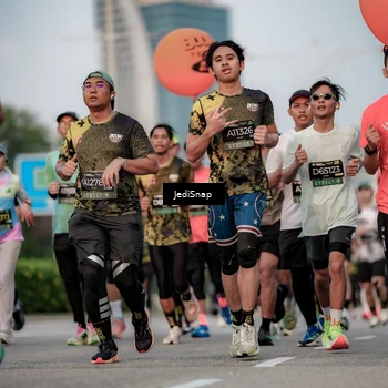 Runner Photo 6709318