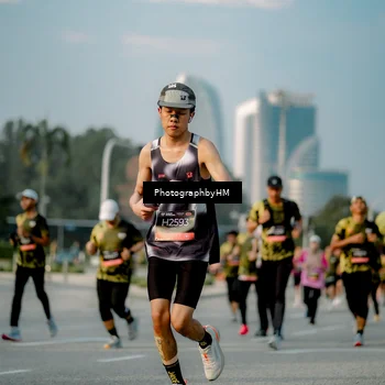 Runner Photo 6709325