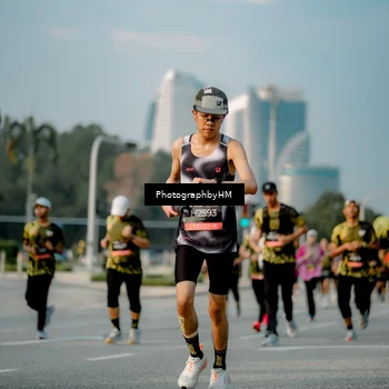 Runner Photo 6709331