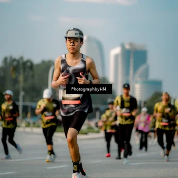 Runner Photo 6709334