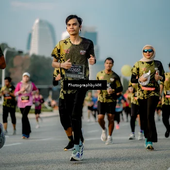 Runner Photo 6709343
