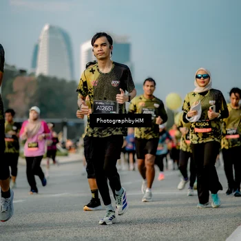 Runner Photo 6709344