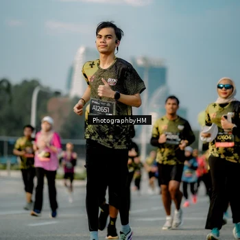 Runner Photo 6709350