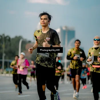 Runner Photo 6709352