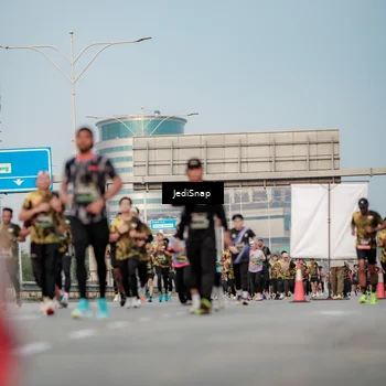 Runner Photo 6709386