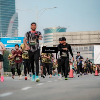 Runner Photo 6709394