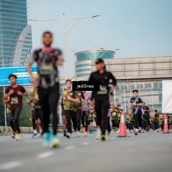 Runner Photo 6709406