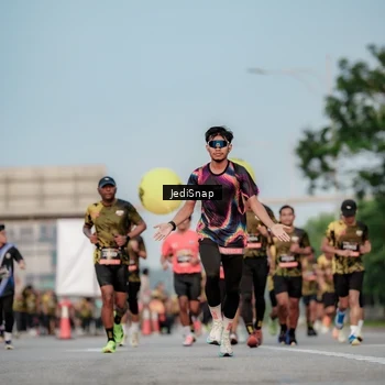 Runner Photo 6709434