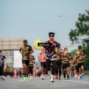 Runner Photo 6709450