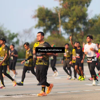 Runner Photo 6709479