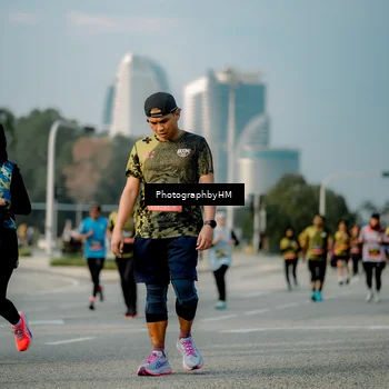 Runner Photo 6709488