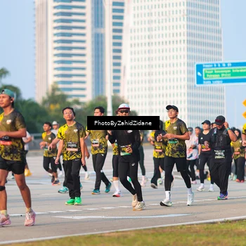 Runner Photo 6709537