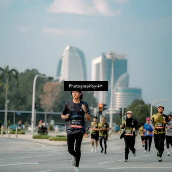Runner Photo 6709555