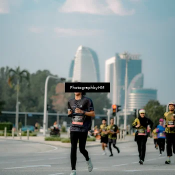 Runner Photo 6709563