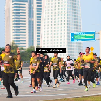 Runner Photo 6709586