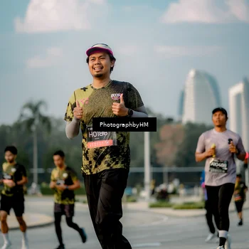 Runner Photo 6709592