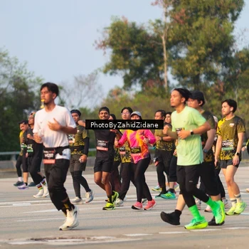 Runner Photo 6709597