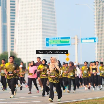 Runner Photo 6709619