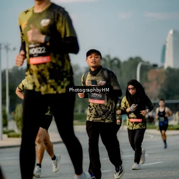 Runner Photo 6709640