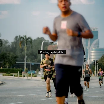 Runner Photo 6709641