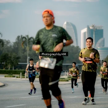 Runner Photo 6709645