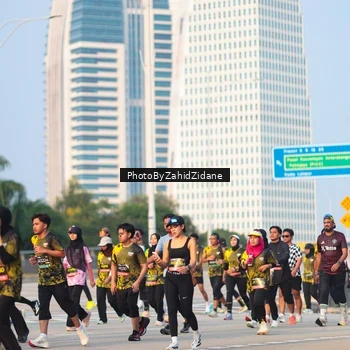 Runner Photo 6709674