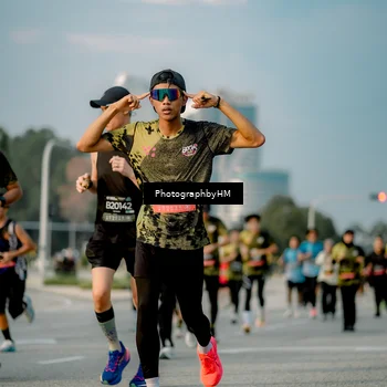 Runner Photo 6709716