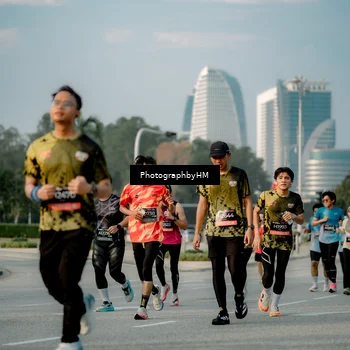 Runner Photo 6709725