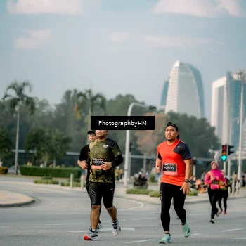 Runner Photo 6709789