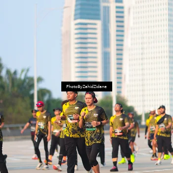 Runner Photo 6709797