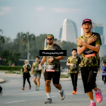 Runner Photo 6709800