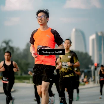 Runner Photo 6709853