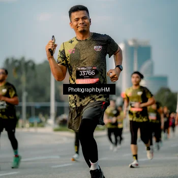 Runner Photo 6709871