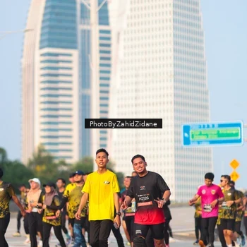 Runner Photo 6709909