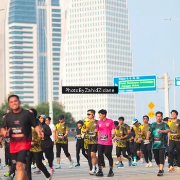 Runner Photo 6709922